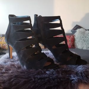 Saks Fifth Avenue Black Suede Leather Heels